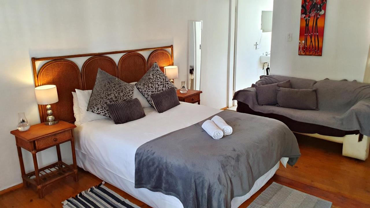 Lake Motel Hartbeespoort Bagian luar foto