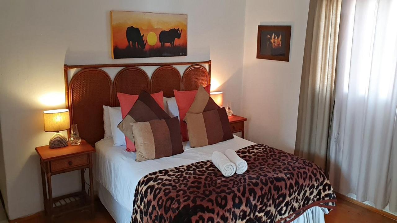 Lake Motel Hartbeespoort Bagian luar foto